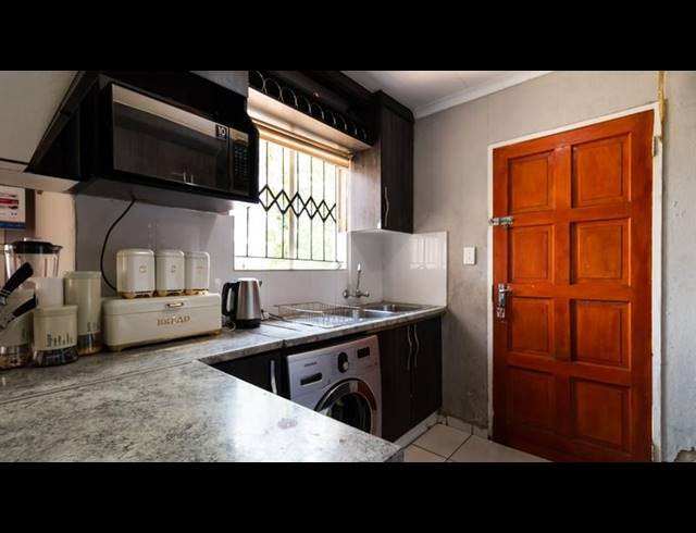 3 BEDROOM COMPLEX FOR SALE IN BLUE HILLS